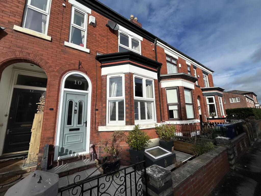 4-bed terraced on Wellington Grove, Stockport, £375,000