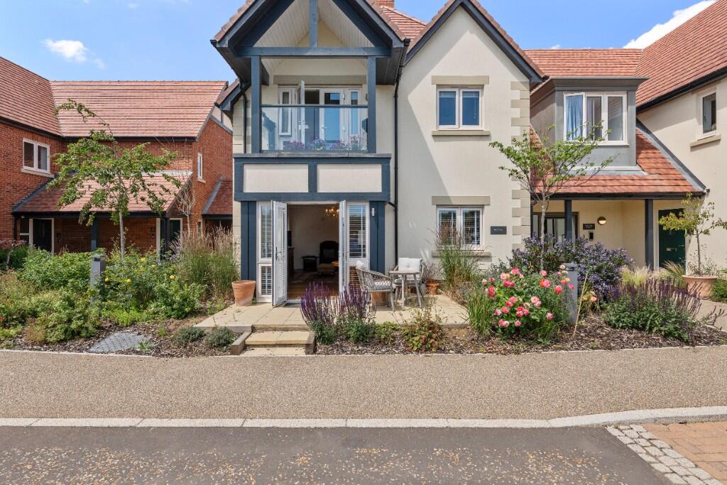 Kite Vale, Elderswell Village, Hobbswick Lane, Turvey, Bedfordshire MK43 photo 2