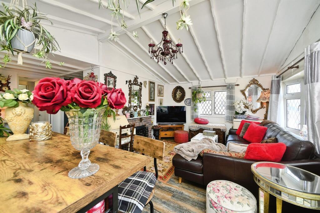 House in Brighton - View 5