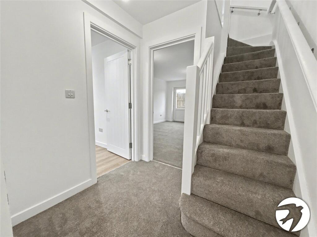House in London, Blackfen - More