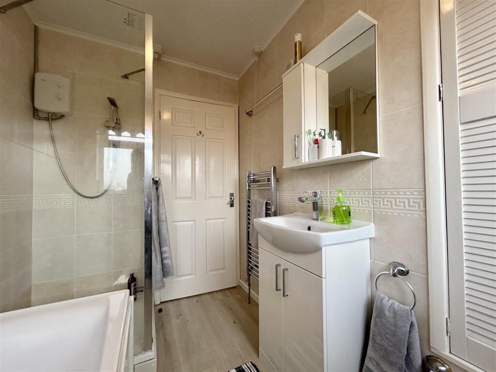 Additional image 16 of Castle Close, Cradley Heath