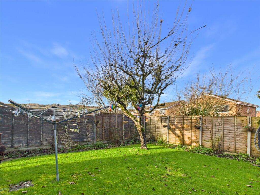 Corncroft Lane, Matson, Gloucester, Gloucestershire, GL4 photo 3