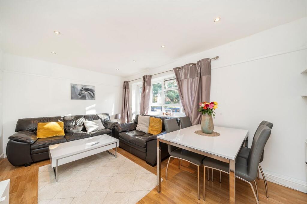 Main image of property: Lyndale, London