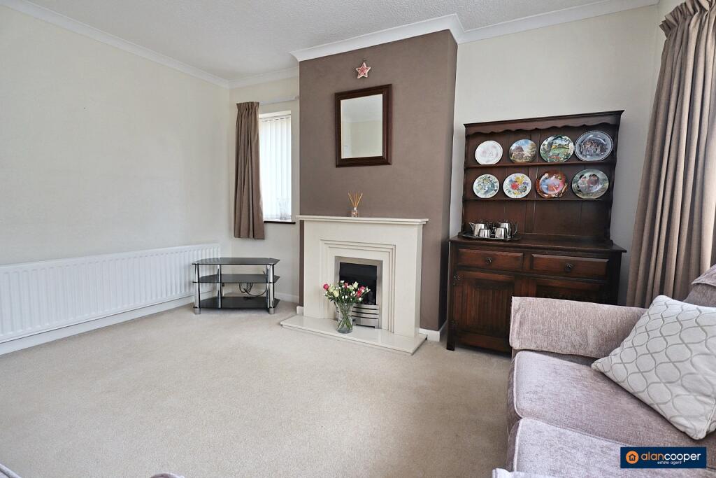 Arundel Road, Bulkington, CV12 9QS photo 4
