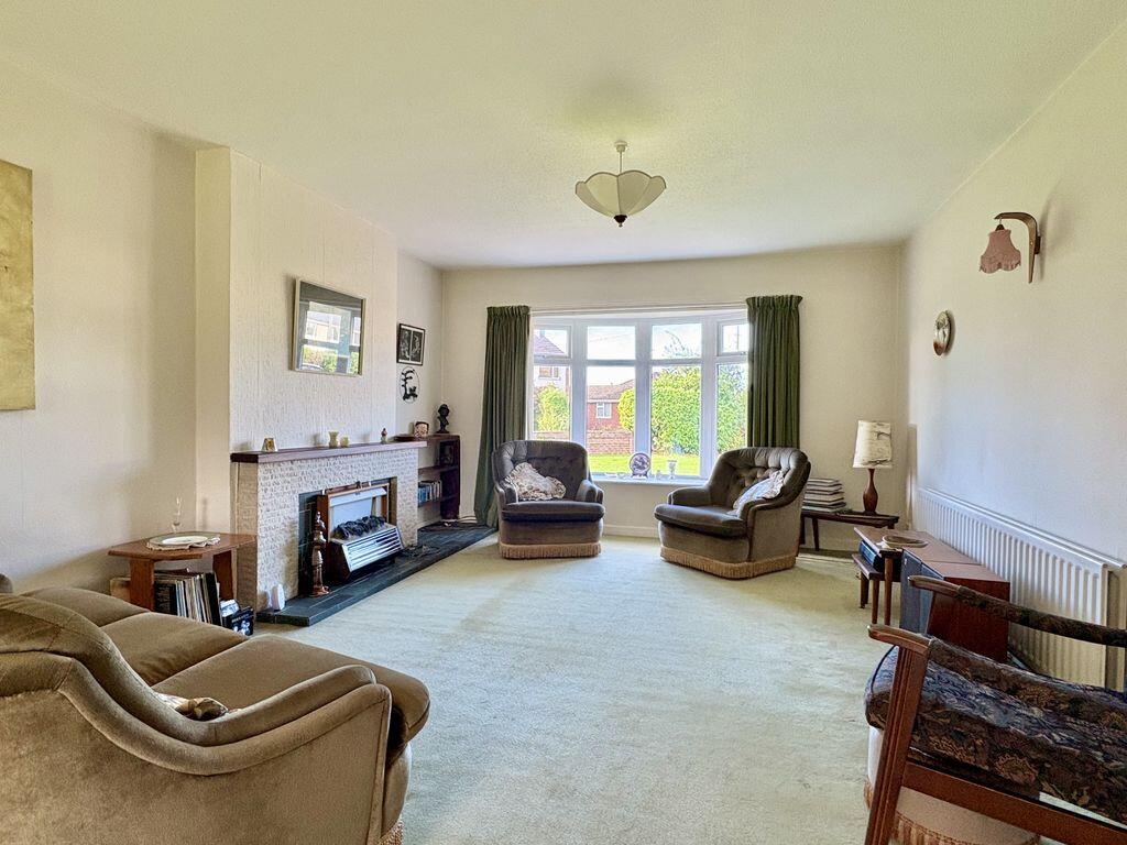 House in Telford, Donnington and Muxton - More