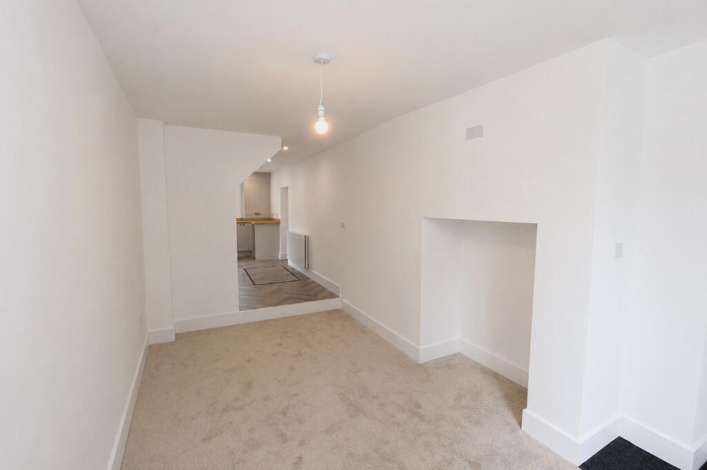 Taylor Street, Whitworth, Rochdale, Lancashire, OL12 photo 2