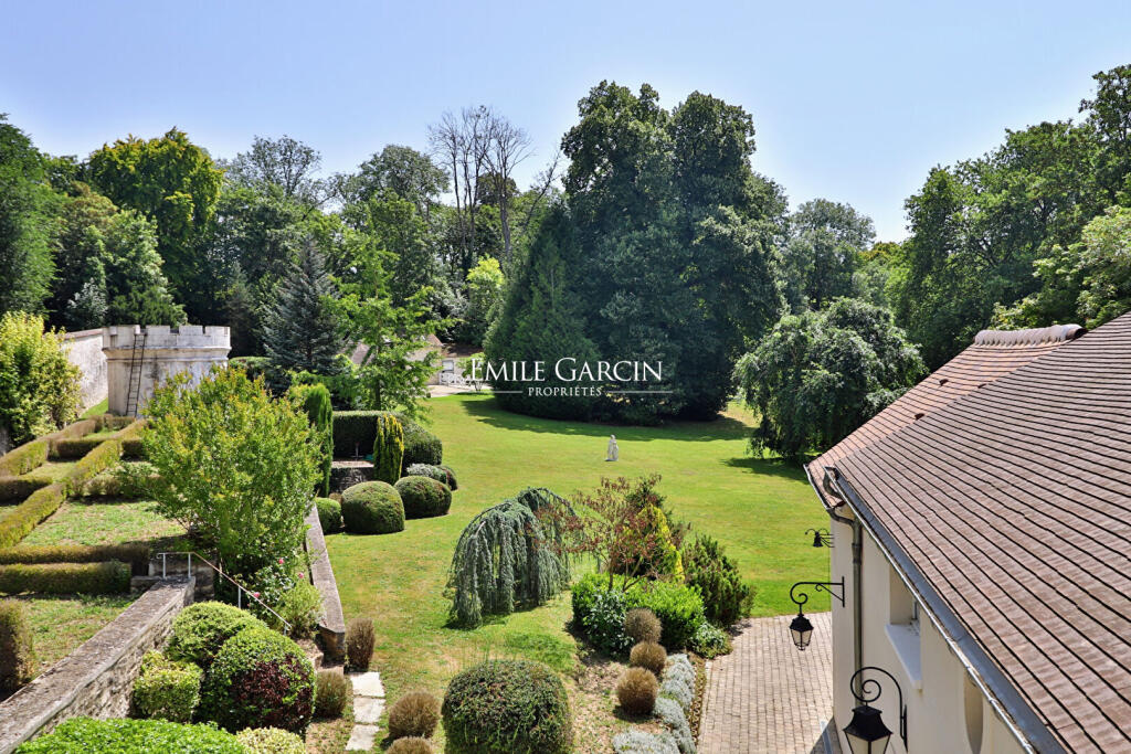 Main image of property: Paris-Isle of France, Val-d`Oise, Magny-en-Vexin