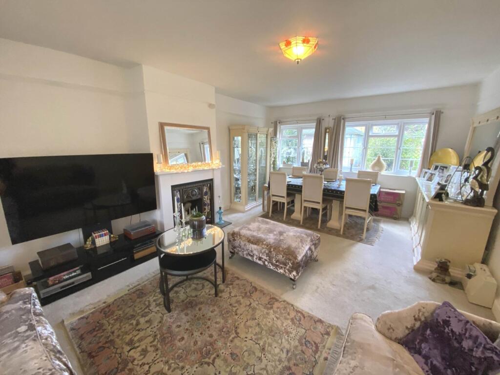 Apartment in London - View 2