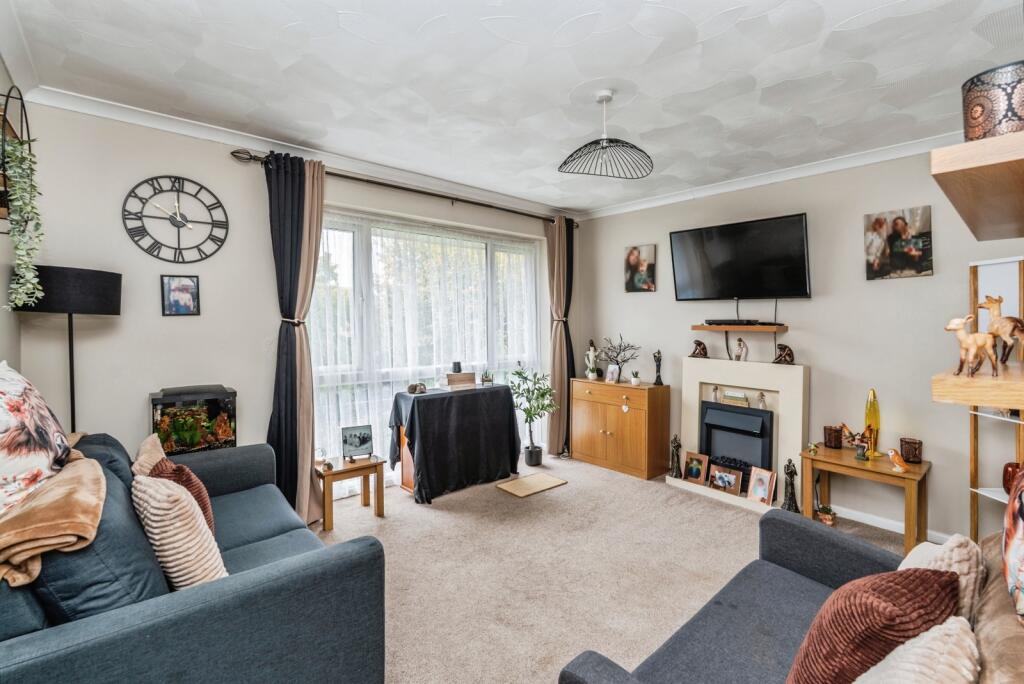 Apartment in Southampton - View 2