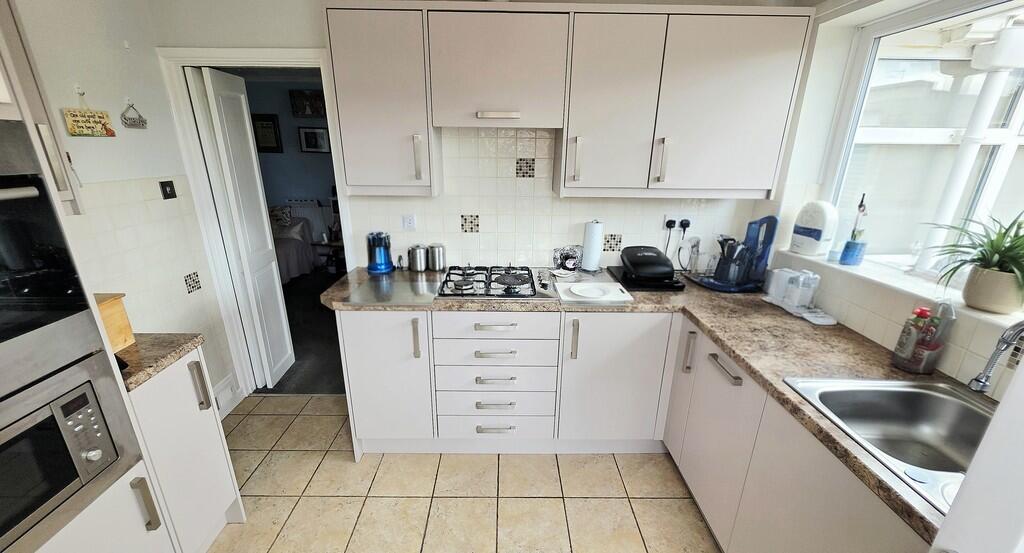 House in Northampton - View 5