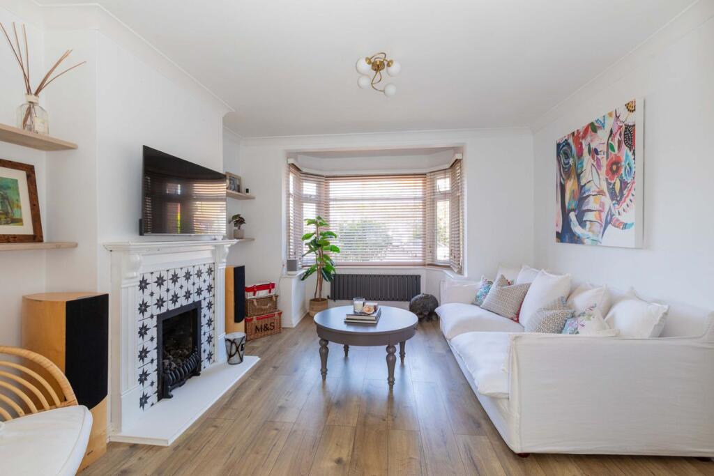 House in Slough - View 5