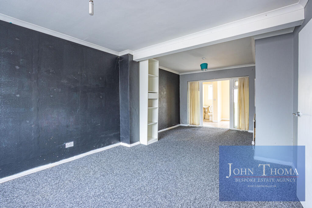 House in Romford - View 3