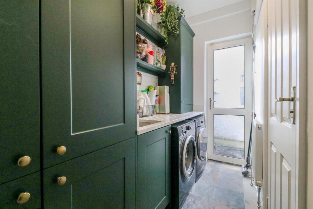 Additional image 10 of Georges Wood Road, Brookmans Park 