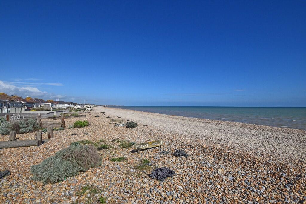 Coast Road, BN24 – pohled 2