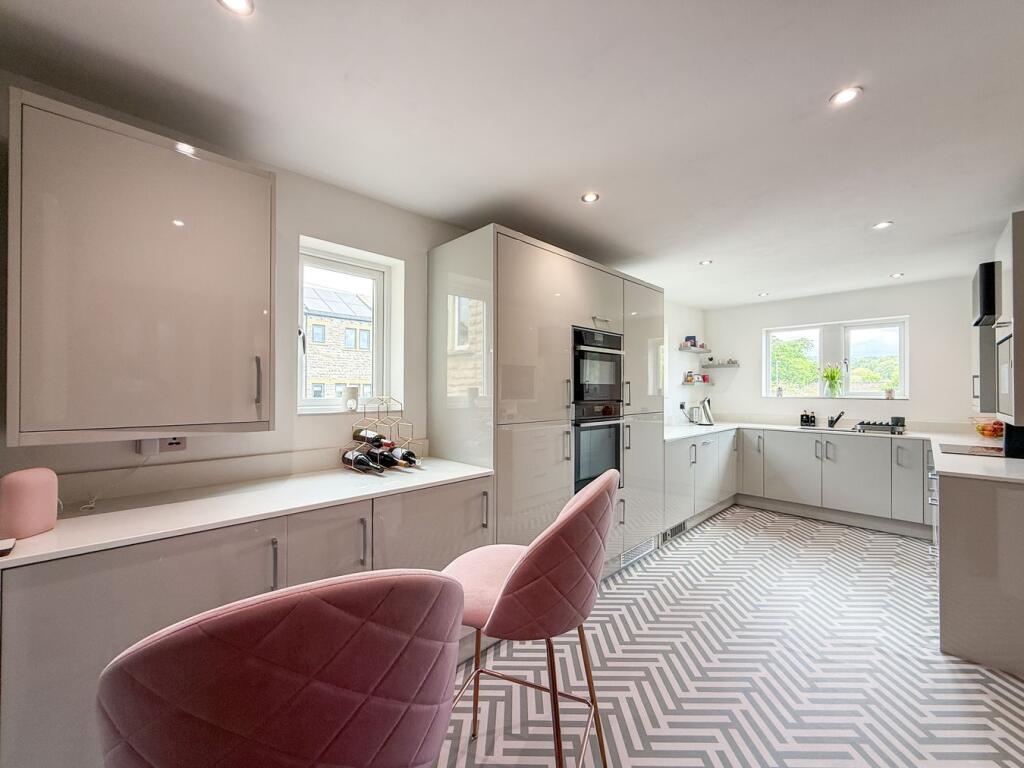 Main image of property: Old Turnpike, Honley, Holmfirth, HD9