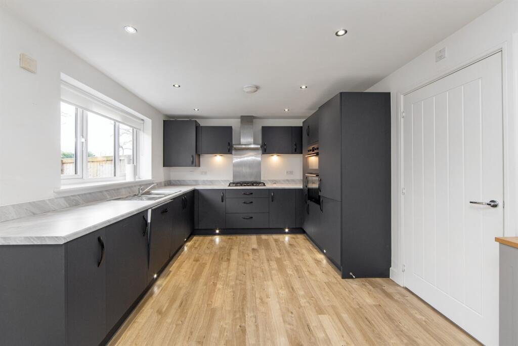 4 bedroom Detached House in Burstock Drive, Cottam, Preston - View 3