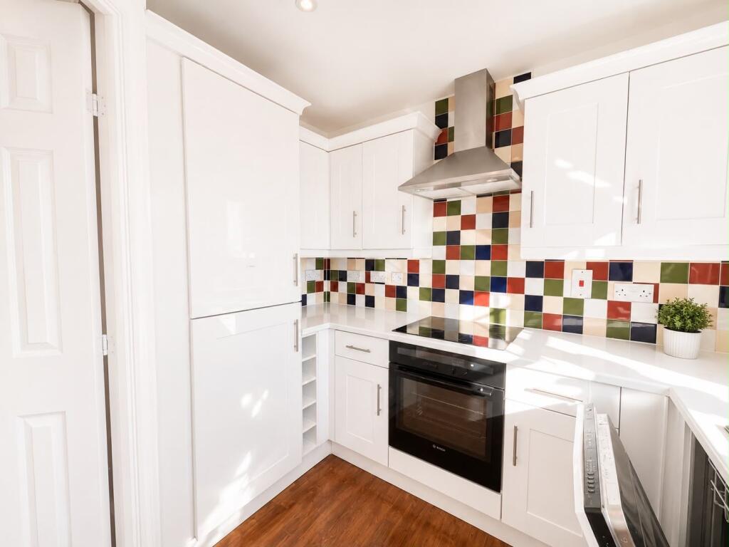 Flat 14 2, Actonville Avenue, Manchester, M22 photo 5