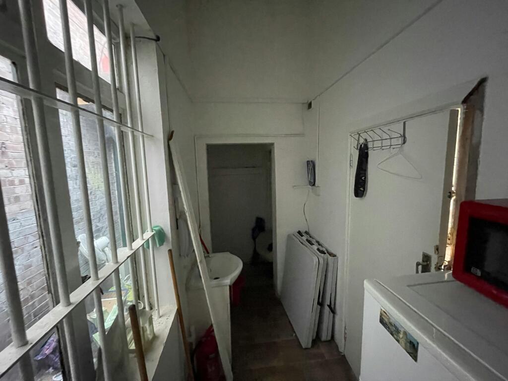 Image (18).jpg