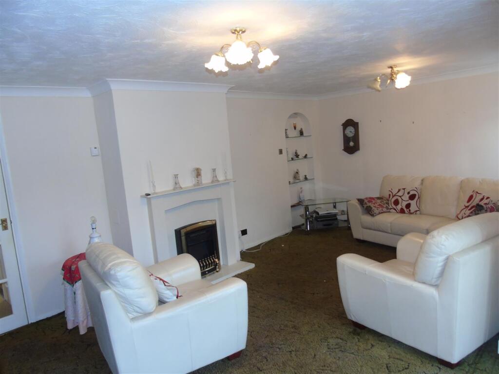 Bishops Rise, Hatfield photo 3
