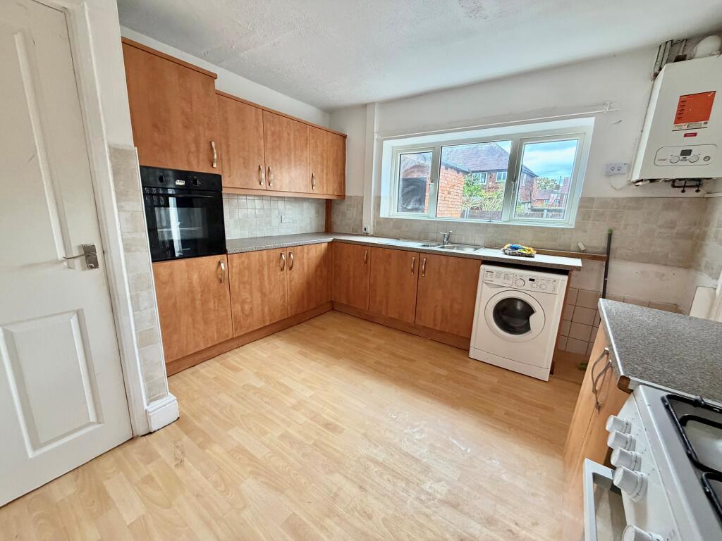 House in Nottingham - View 4