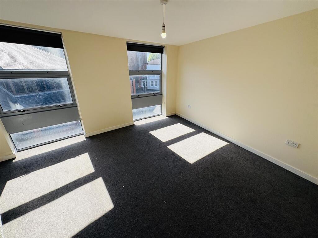 Additional image 4 of Flat 6 Churchill House