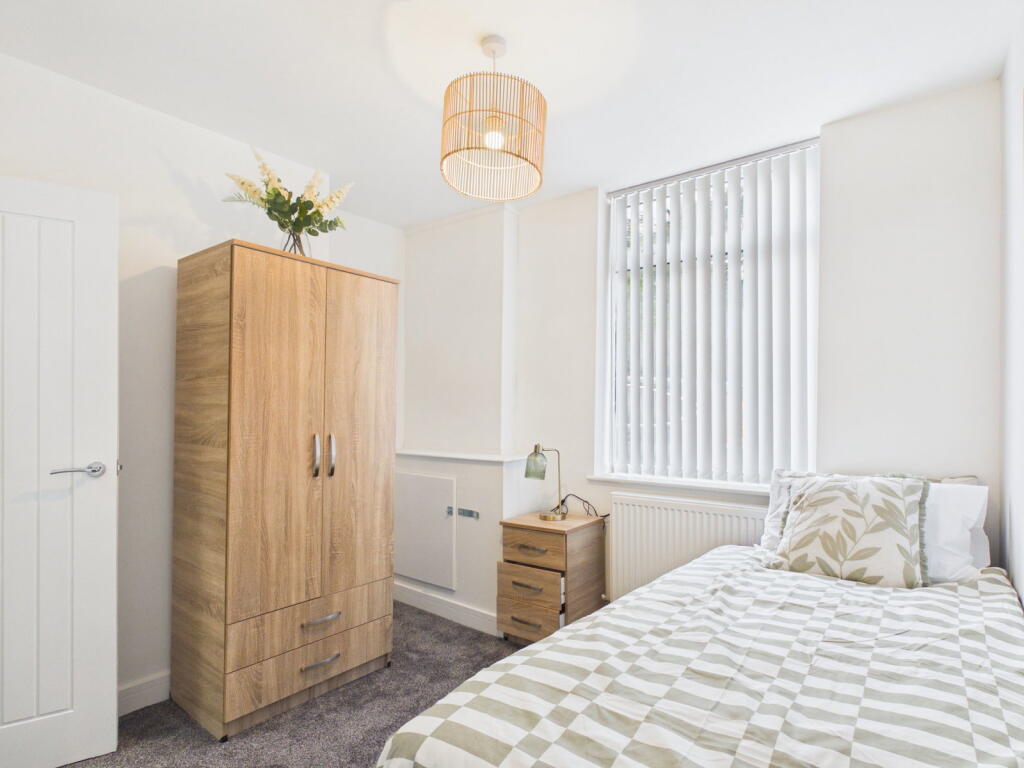 House in Widnes, Halton - View 5
