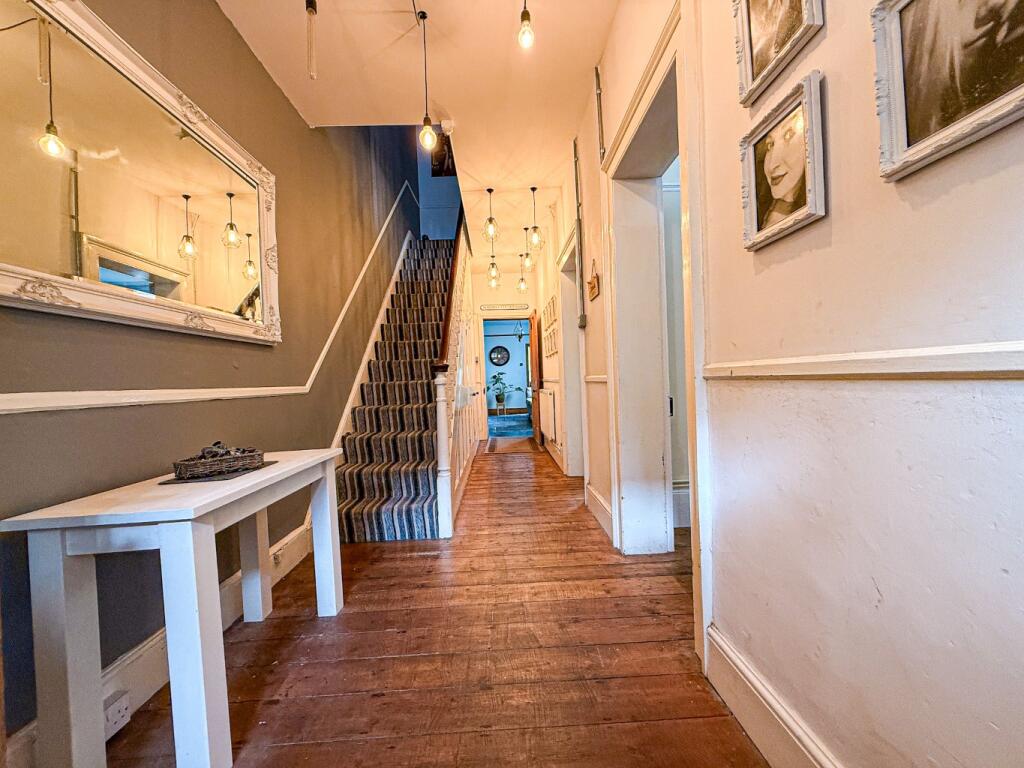 House in Taunton - View 2
