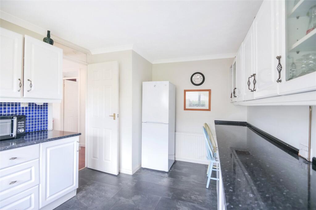 House in Paisley, Renfrewshire - More