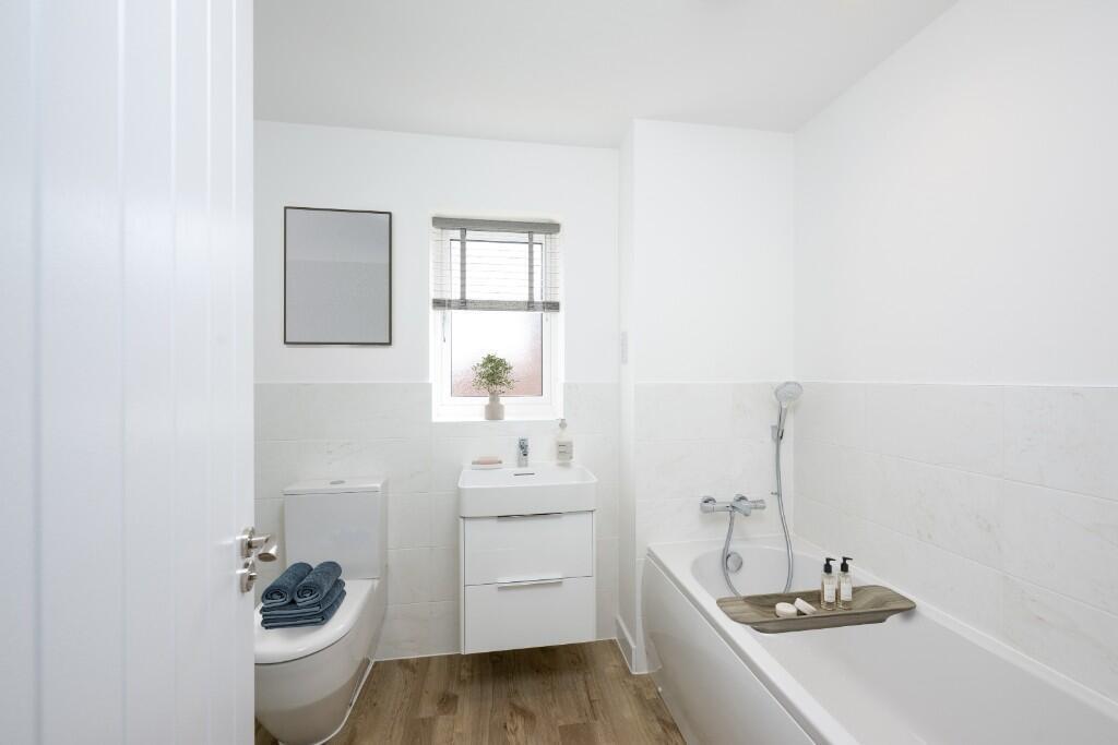 House in Milton Keynes, Ravensden - More