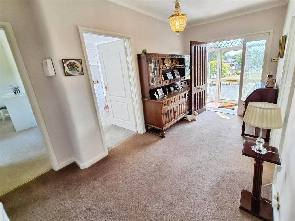 House in Crewe - View 3