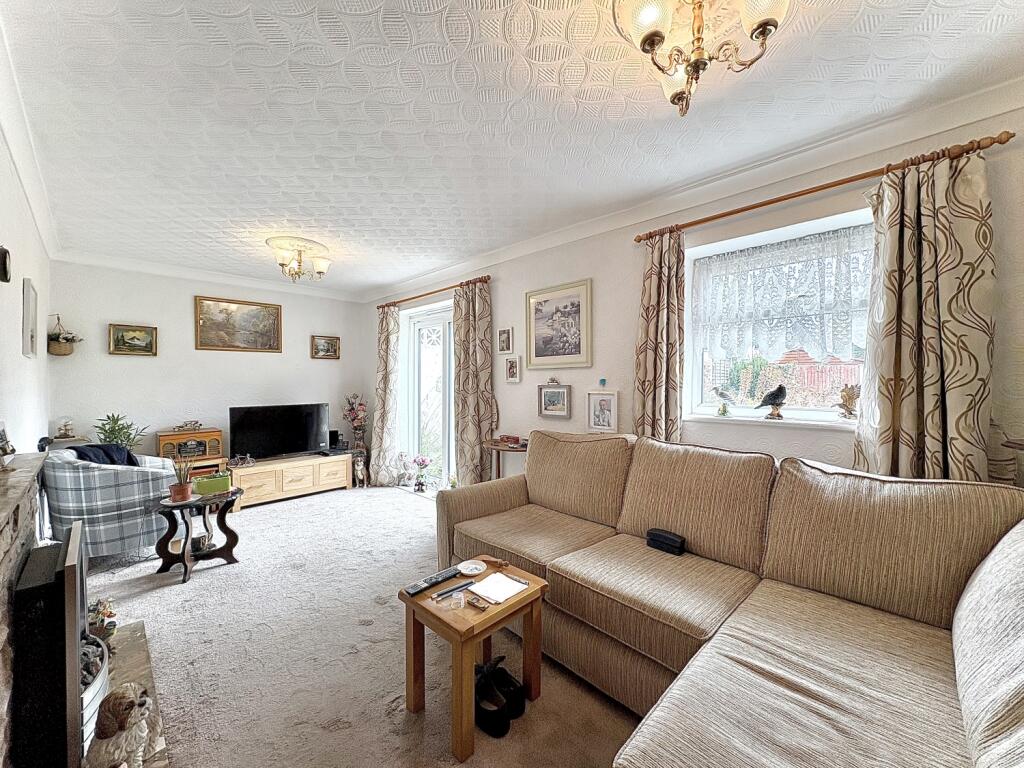 House in Wolverhampton - View 4