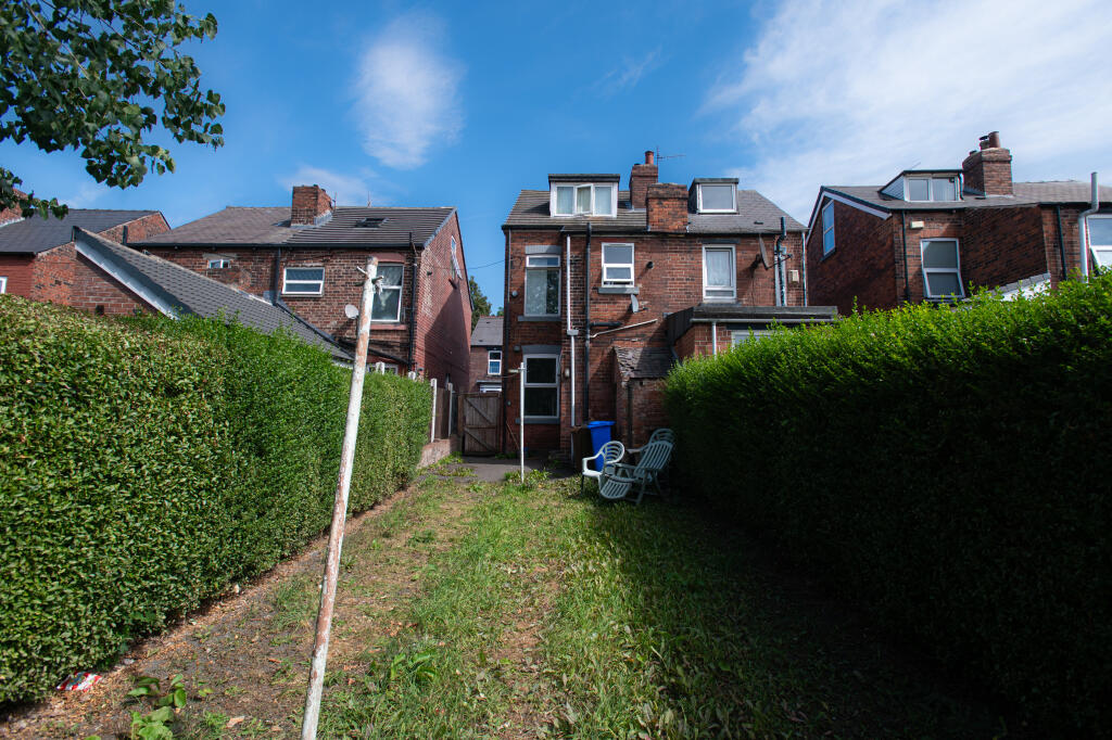 House in Sheffield, South Yorkshire - More