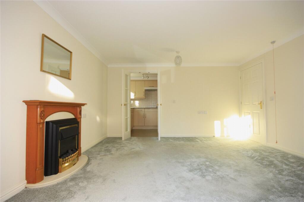 Springwell, Havant, Hampshire, PO9 - View 2