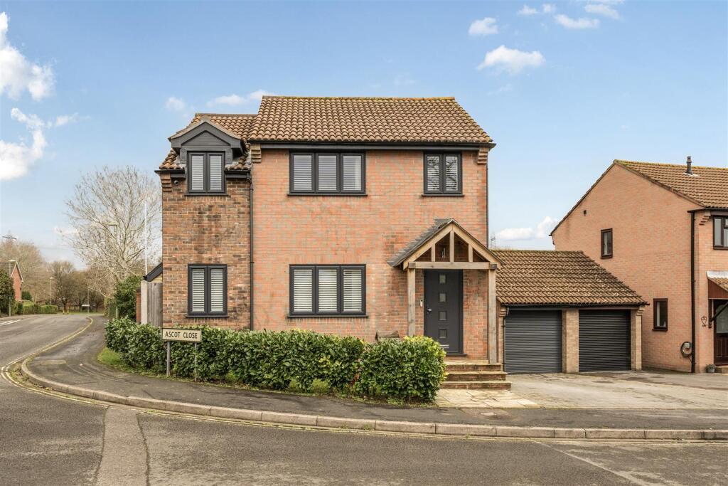Main image of property: Ascot Close, Titchfield Common