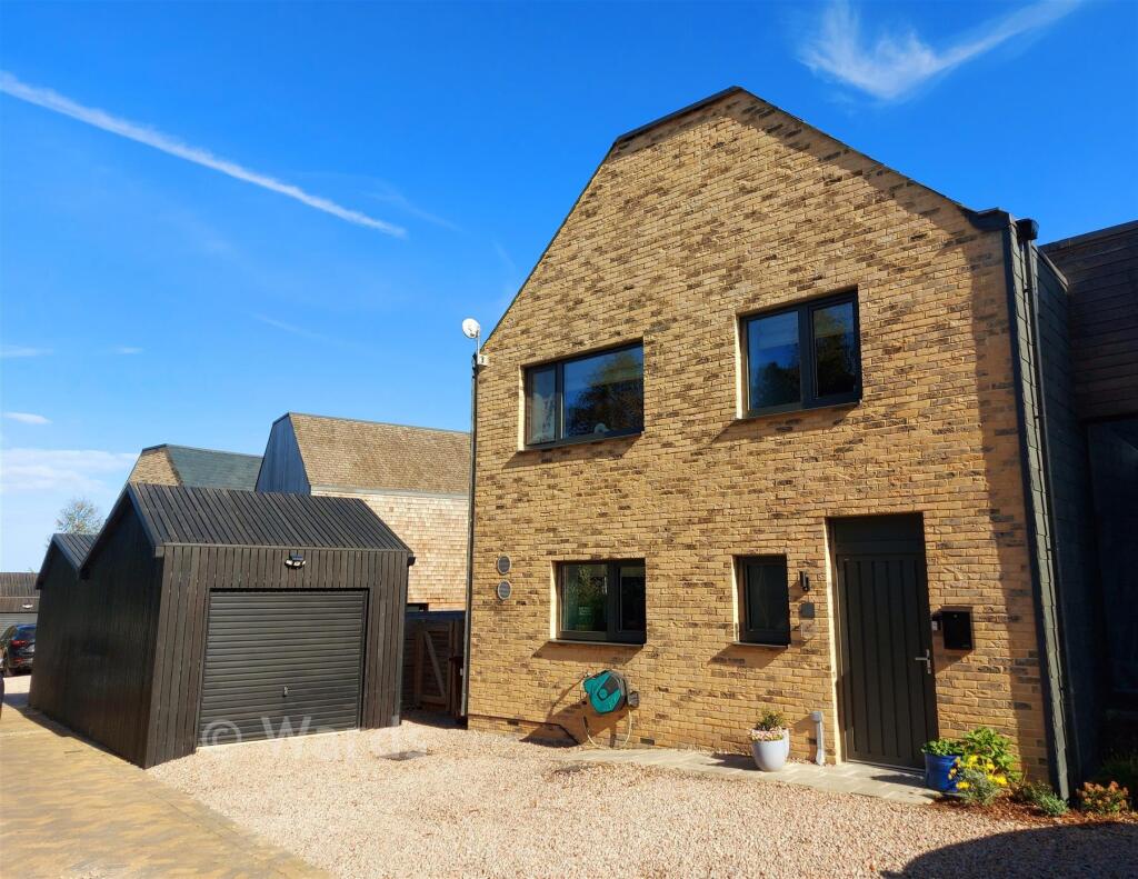 Main image of property: Hernhill, Faversham, Kent