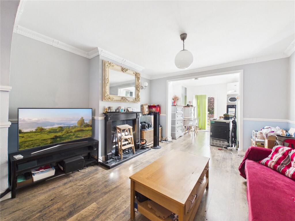 House in London - View 5