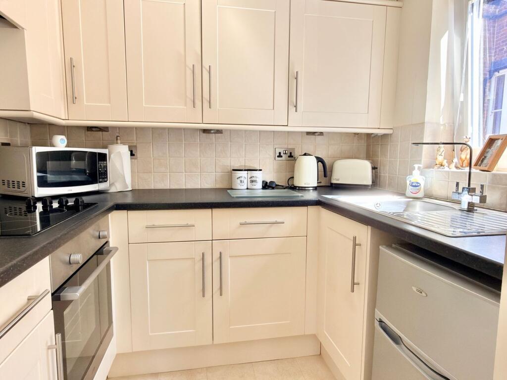 Main image of property: High Street, Tewkesbury , GL20