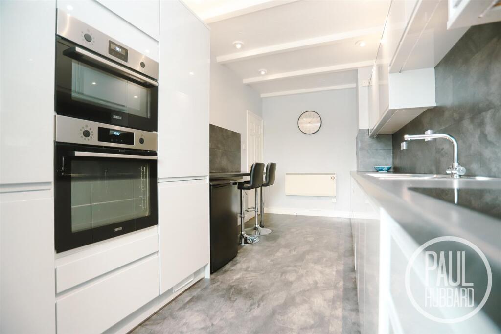 Apartment in East Suffolk, Oulton Broad - View 4