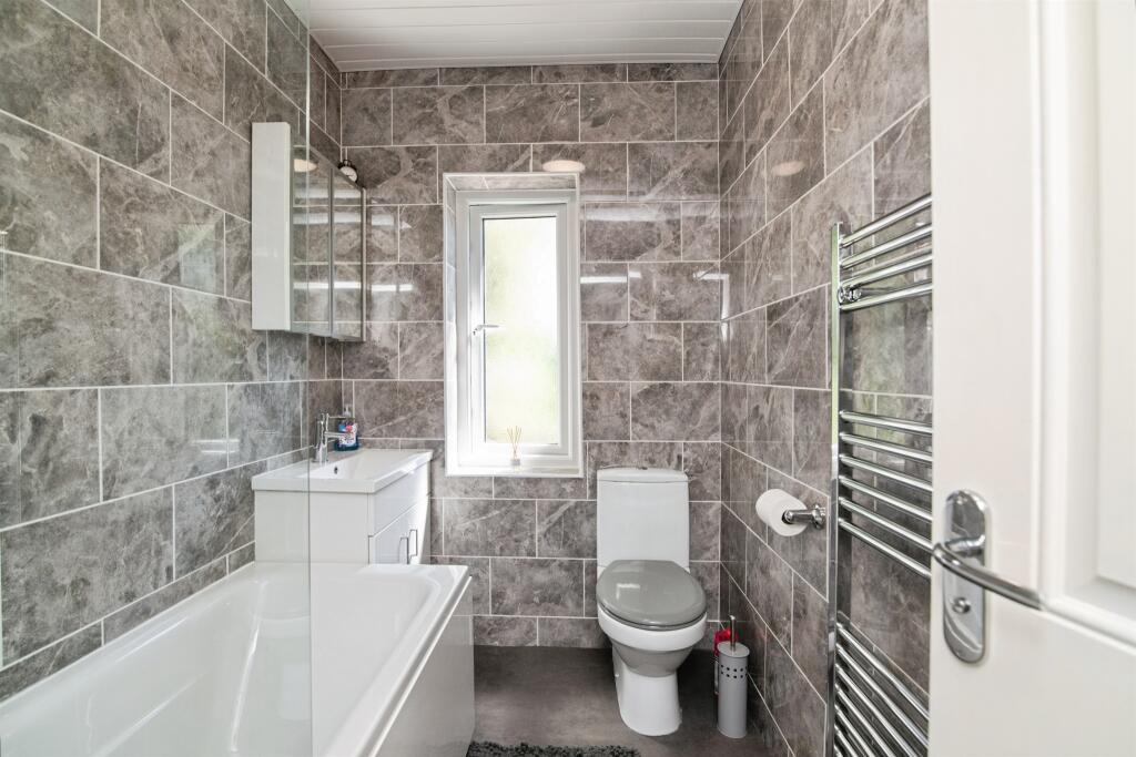 House in Sandwell, West Midlands - View 5