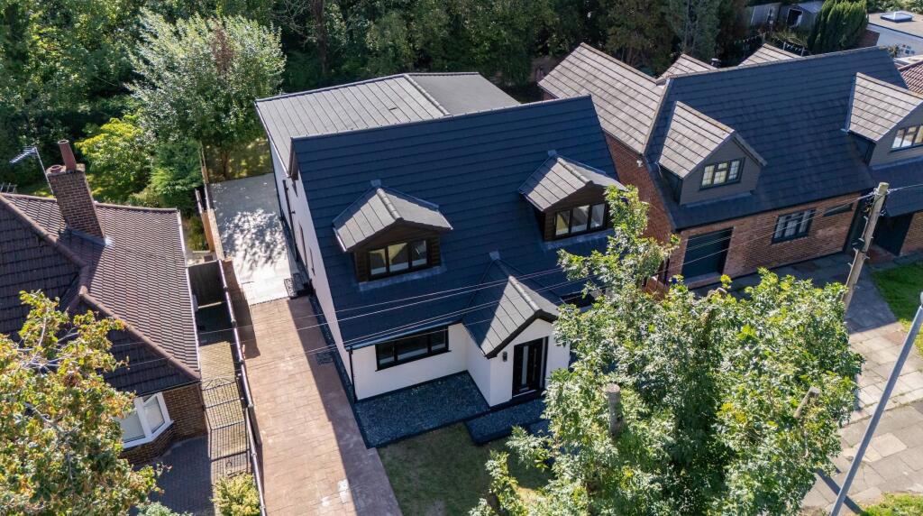 House in Manchester, Greater Manchester - View 2