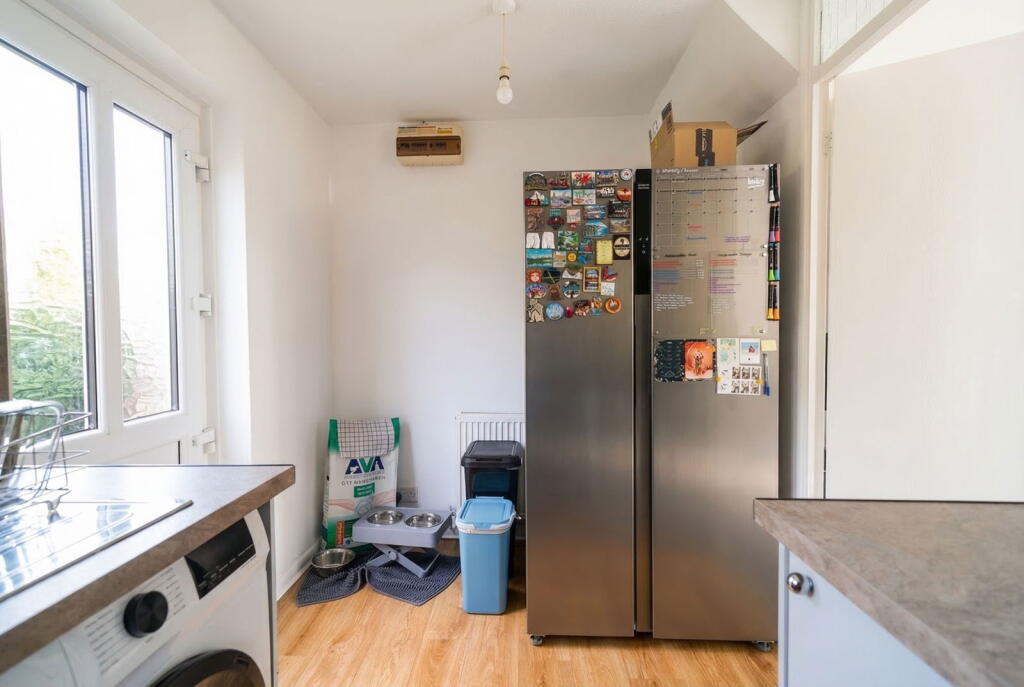 Additional image 3 of Crimscote Close, Monkspath