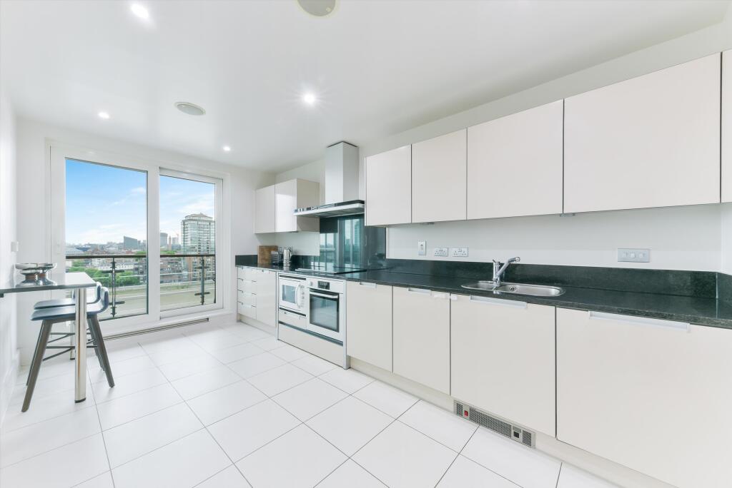 3 bedroom flat for rent