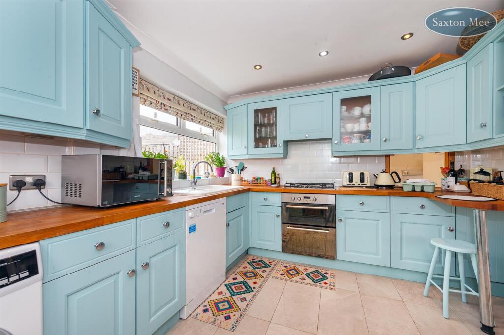 House in Sheffield, Middlewood, Fox Hill - View 5