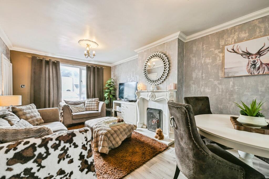 House in Nottingham - More