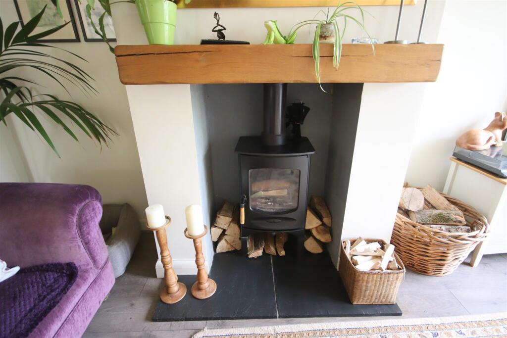 House in Derry Hill - View 5