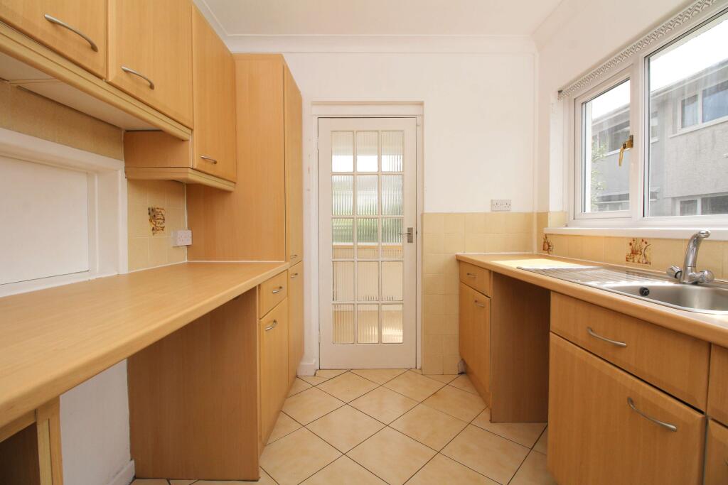 House in Talbot Green, Llantrisant - View 5