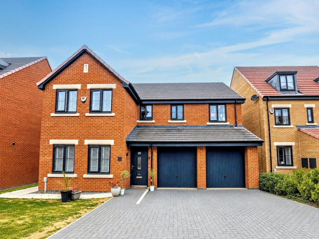 Main image of property: Hunters Way, Eaglescliffe, Stockton-on-Tees, Durham, TS16 0PT