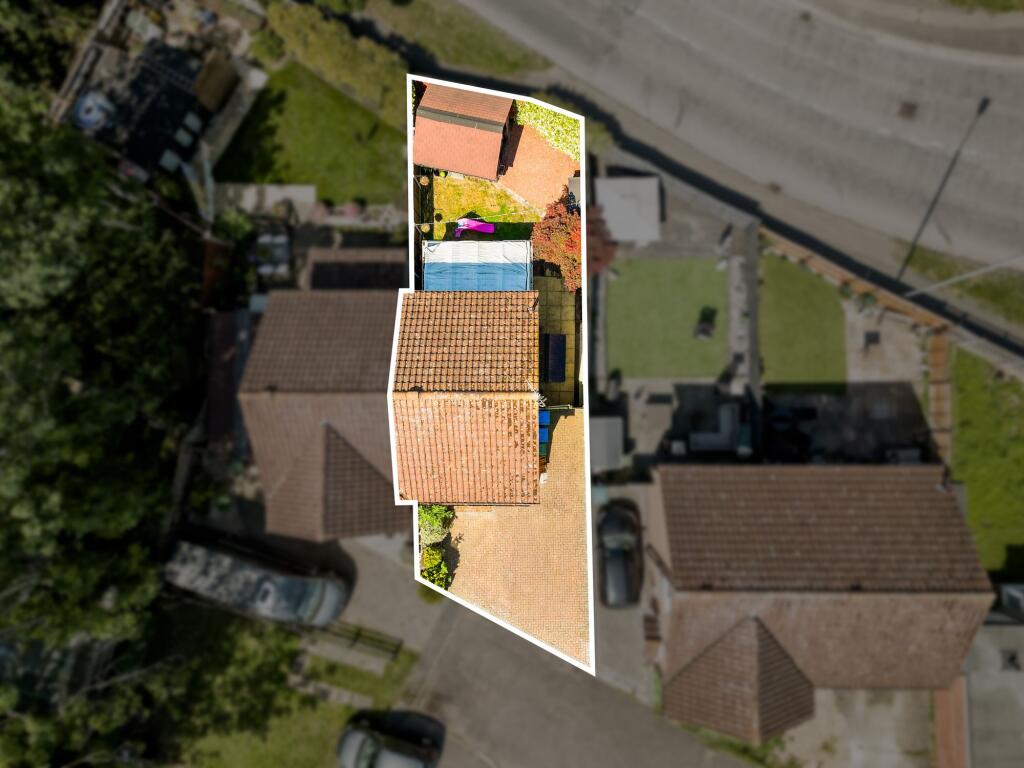 House in Aylesbury, Haydon Hill - View 4