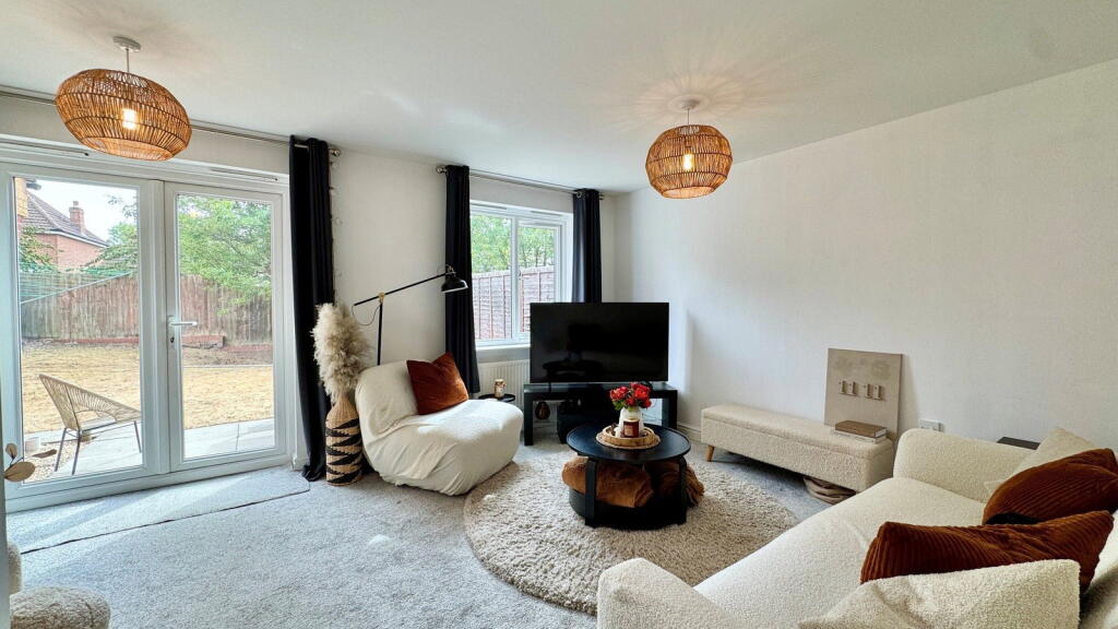 House in Reading - More