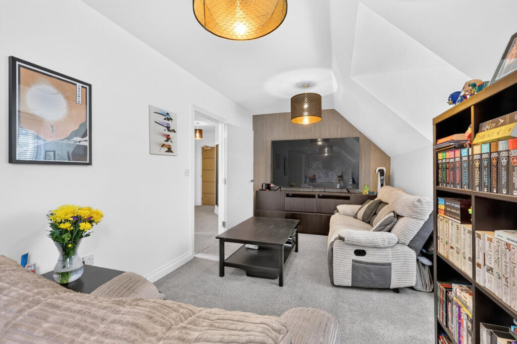 Apartment in Castle Point, Essex - More